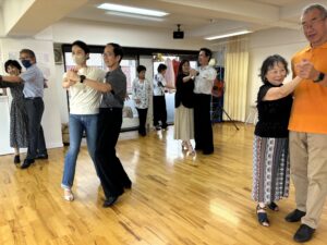 東京の社交ダンススクール・合同練習会