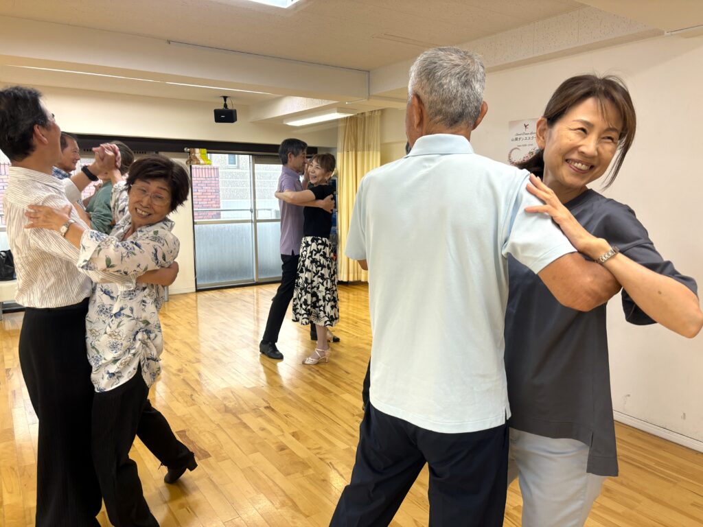 笑顔で踊れるレッスン